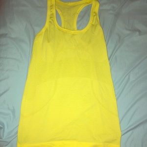 Lululemon swiftly tank sz 4